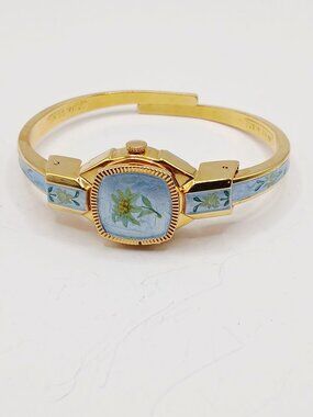 Andre Mouche Swiss made Peek A Boo Watch